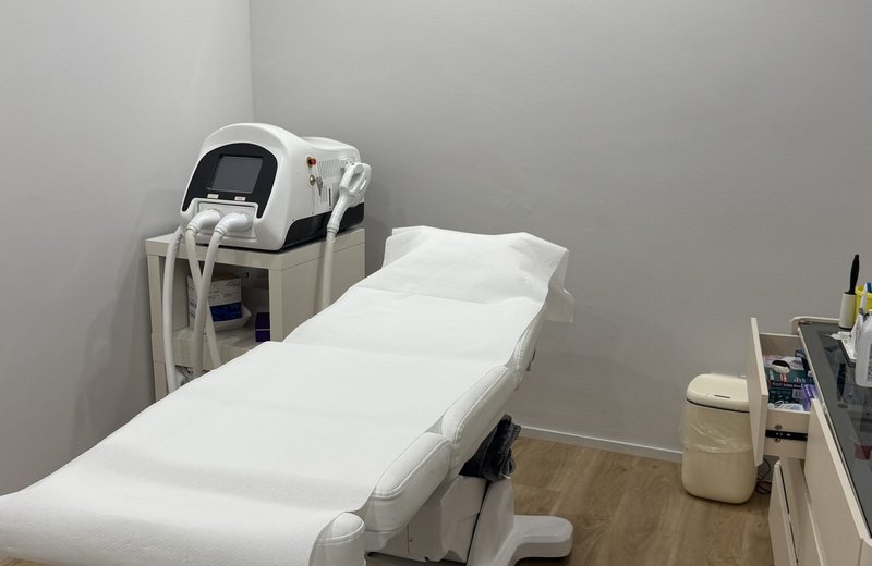 Praxis-/Klinikräume in der Stadt Zürich für Ärztin/Arzt/Therapeut/in verfügbar - Bild 2