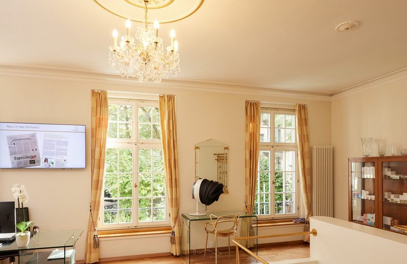 Praxisraum Zürich-Enge – möbliert, flexibel ab CHF 400/Monat - Image 1