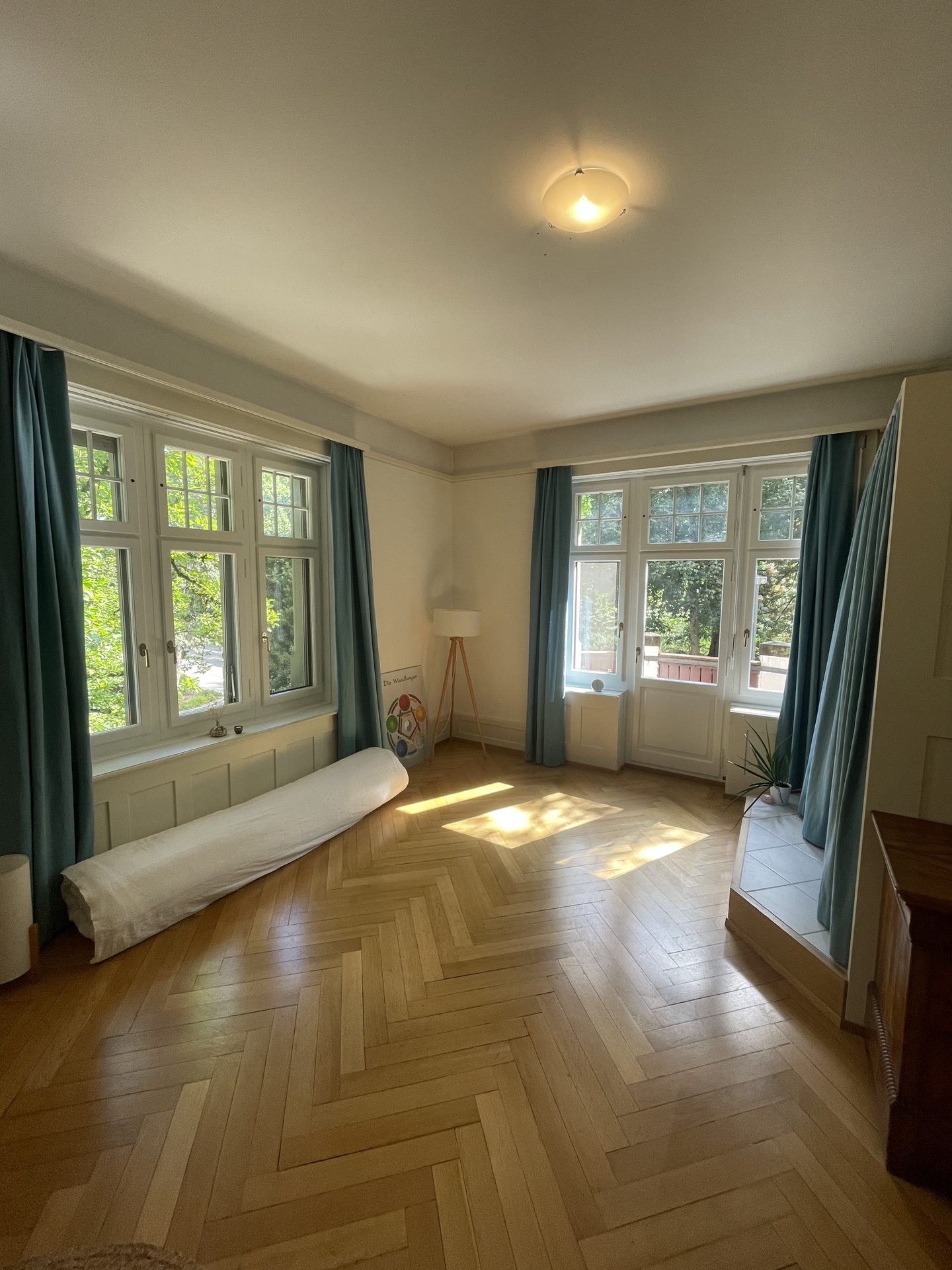Schöner Praxisraum in Jugendstil-Villa - Bild 1