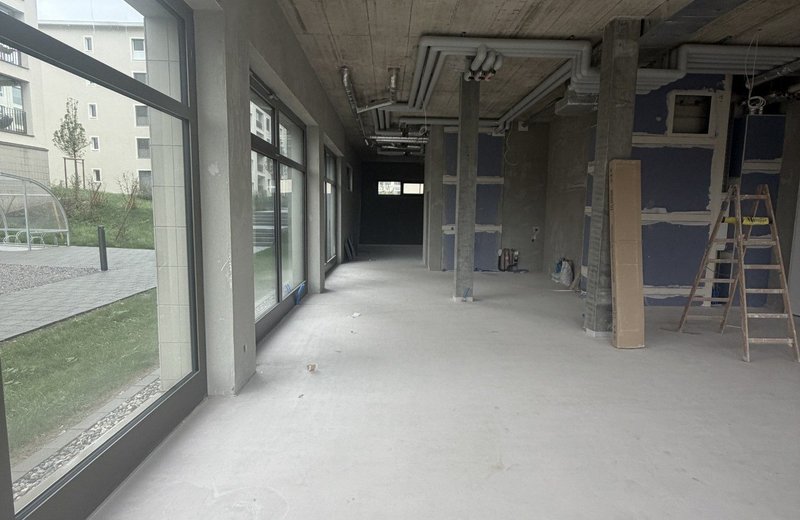 Heller Praxisraum  / Atelier / Gewerbe Neubau Ostermundigen - Image 15