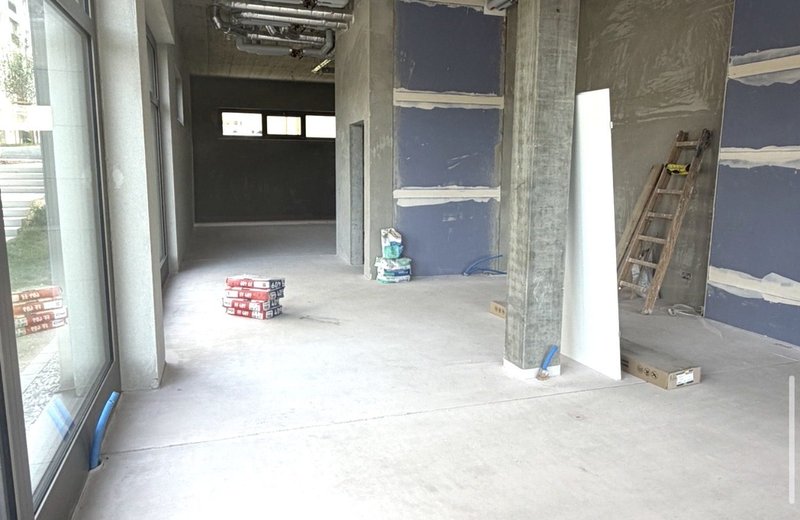 Heller Praxisraum  / Atelier / Gewerbe Neubau Ostermundigen - Image 12