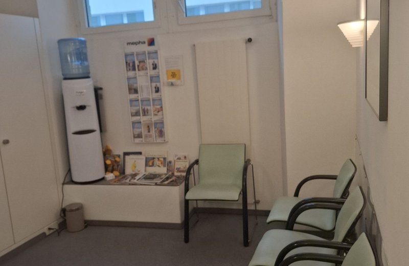 Arzt u.Therapiepraxis - Bild 2