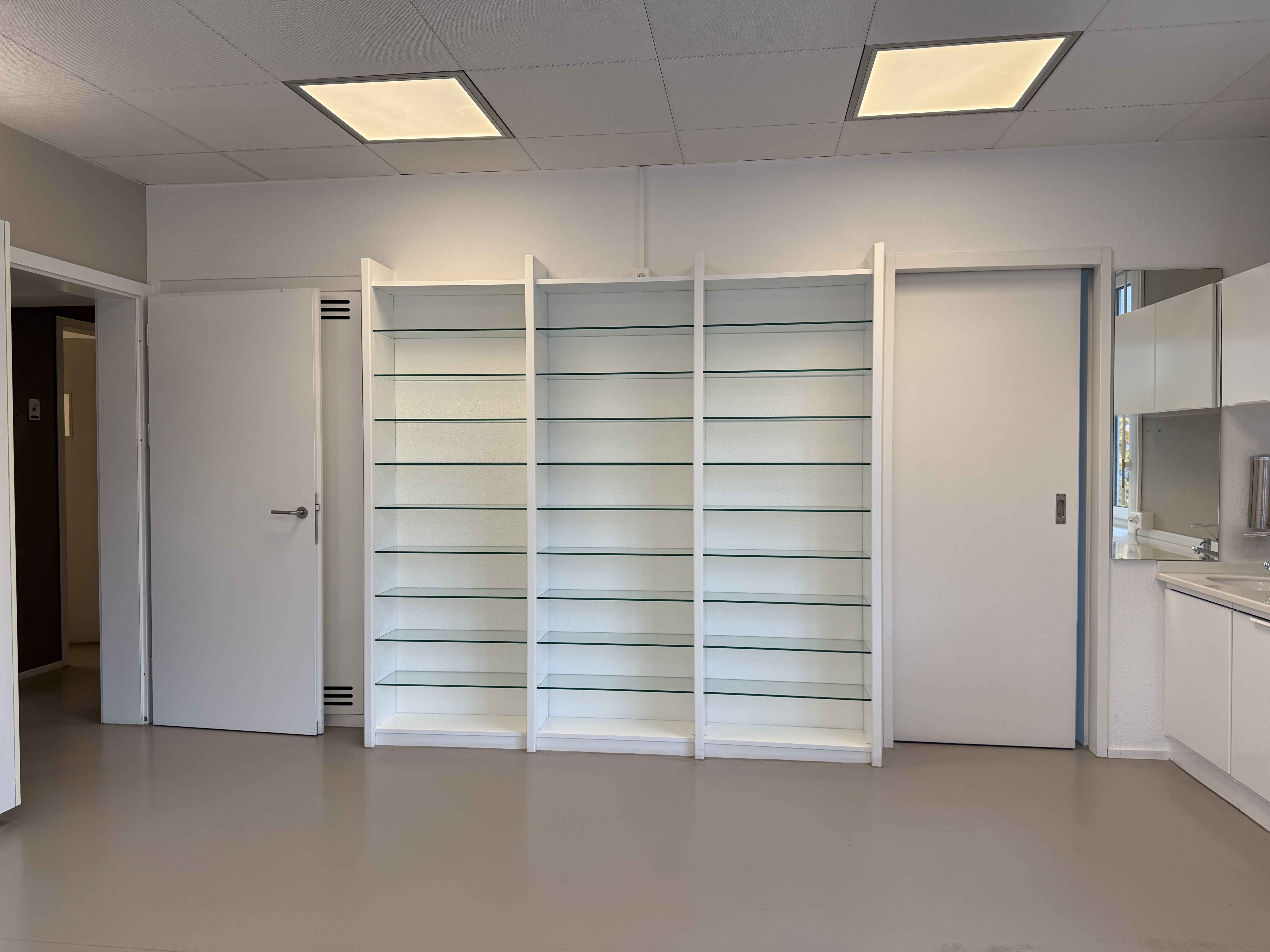 Praxis / Gewerbefläche an der Forchstrasse (befristet) - Image 9