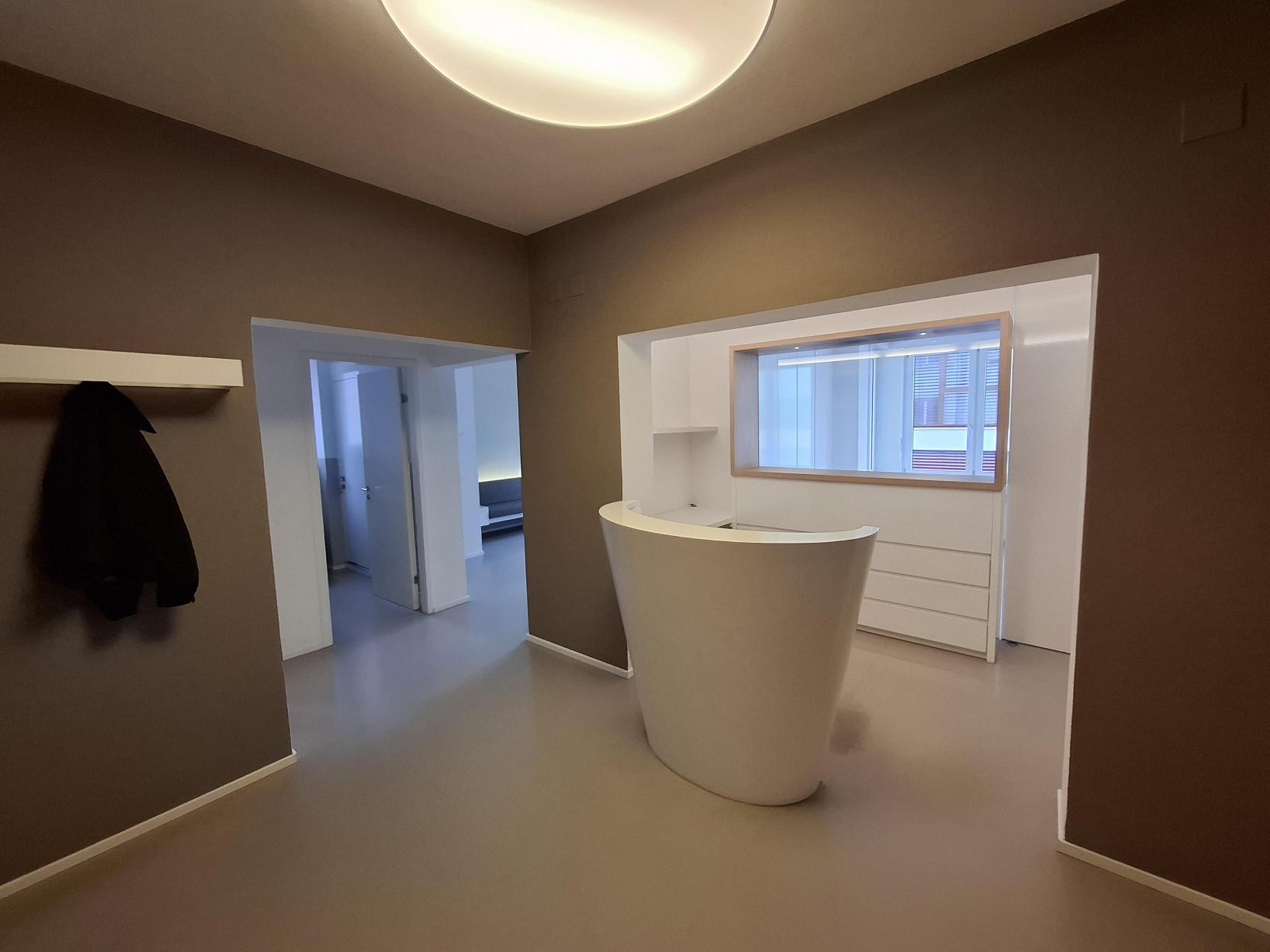 Praxis / Gewerbefläche an der Forchstrasse (befristet) - Image 3