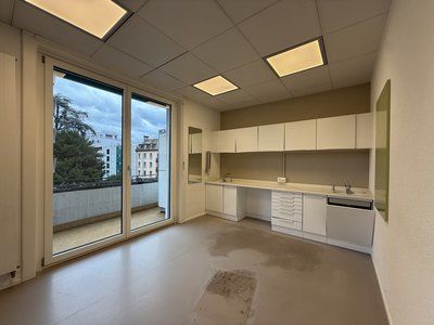 Praxis / Gewerbefläche an der Forchstrasse (befristet) - Image 10