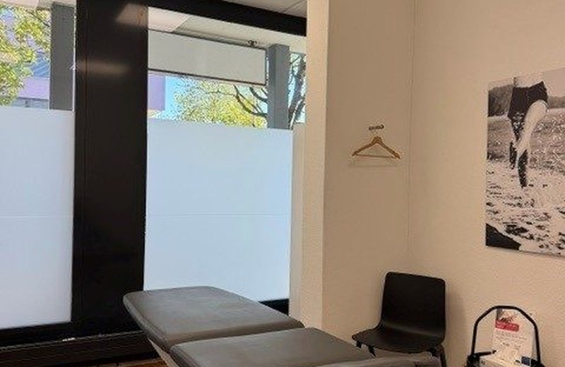 Praxisraum in medfit Cham – drei volle Wochentage zur Untermiete - Miete pro Wochentag/Monat CHF 780 - Bild 4