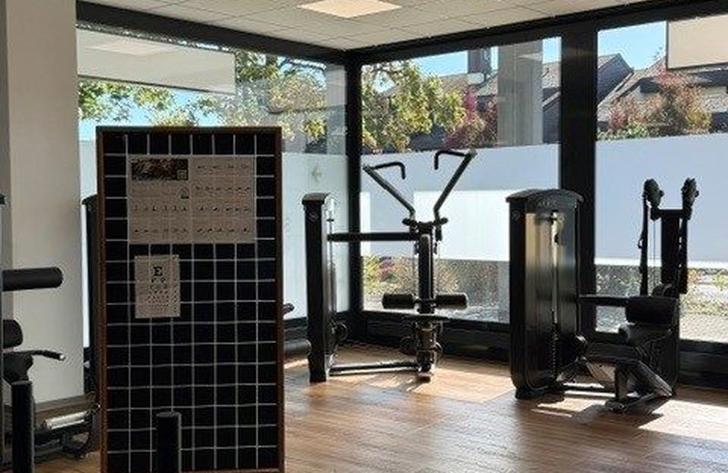 Praxisraum in medfit Cham – drei volle Wochentage zur Untermiete - Miete pro Wochentag/Monat CHF 780 - Image 8