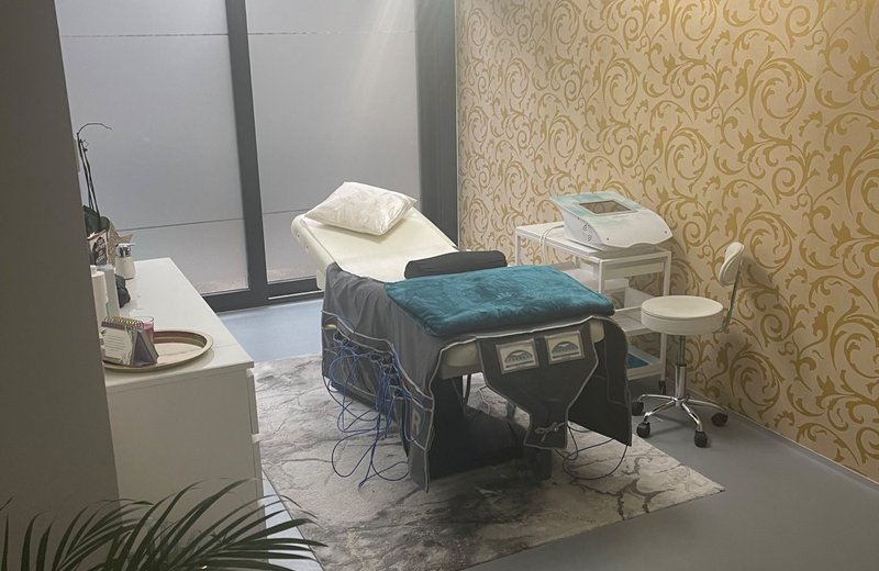Eingerichtetes Beauty- und Kosmetikstudio in Feldmeilen am Zürichsee zur Nachmiete - Image 6