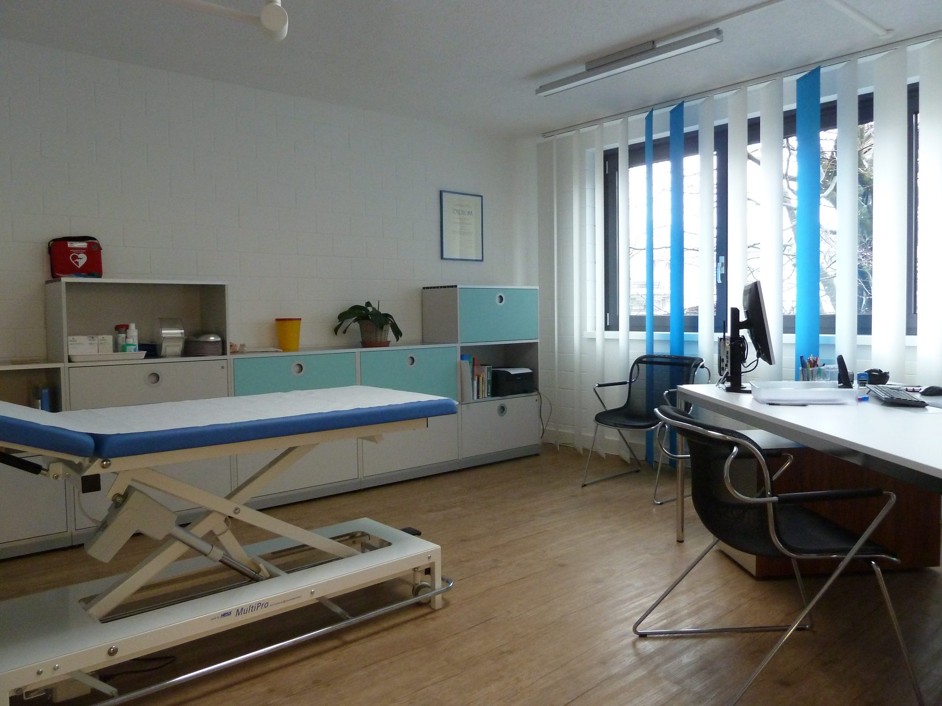 Grundversorger- oder Facharztpraxis im Toggenburg – Praxisübernahme mit Patientenstamm, ausbaubar zur Gruppenpraxis - Bild 1