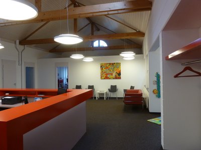 Grundversorger- oder Facharztpraxis im Toggenburg – Praxisübernahme mit Patientenstamm, ausbaubar zur Gruppenpraxis - Image 2