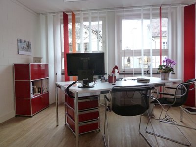 Grundversorger- oder Facharztpraxis im Toggenburg – Praxisübernahme mit Patientenstamm, ausbaubar zur Gruppenpraxis - Image 3